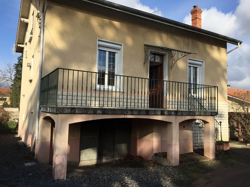 Maison 5 pièces 126 m² · à Montrond-les-Bains · 126 m² · 159 000 €