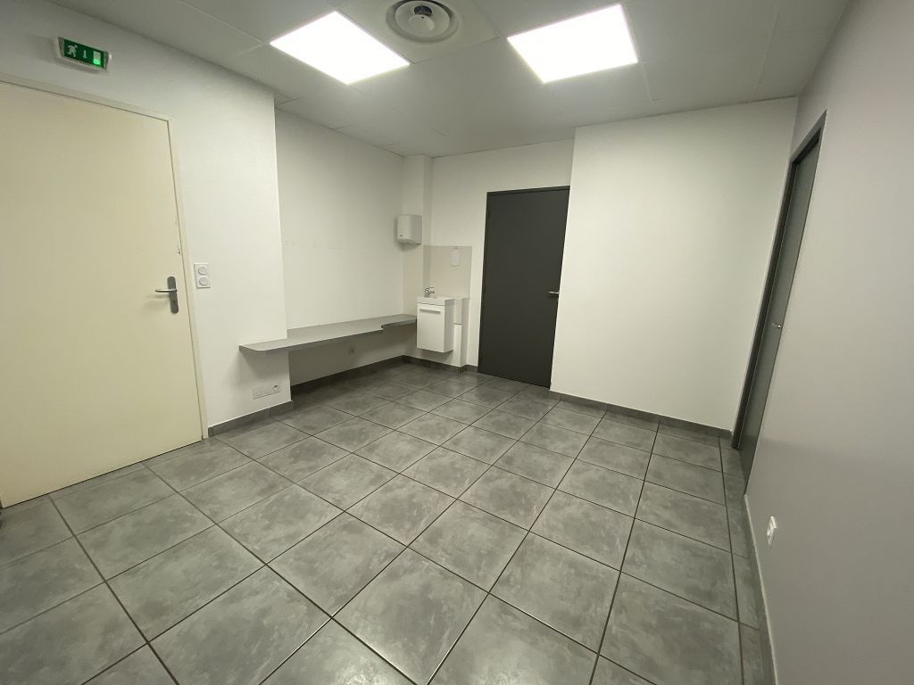 Local commercial FEURS (42110) ROCHETTE IMMOBILIER