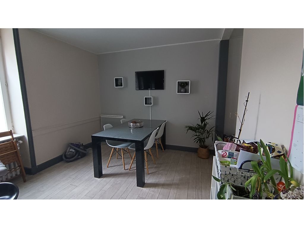 Maison de village SAINT BARTHELEMY LESTRA (42110) ROCHETTE IMMOBILIER