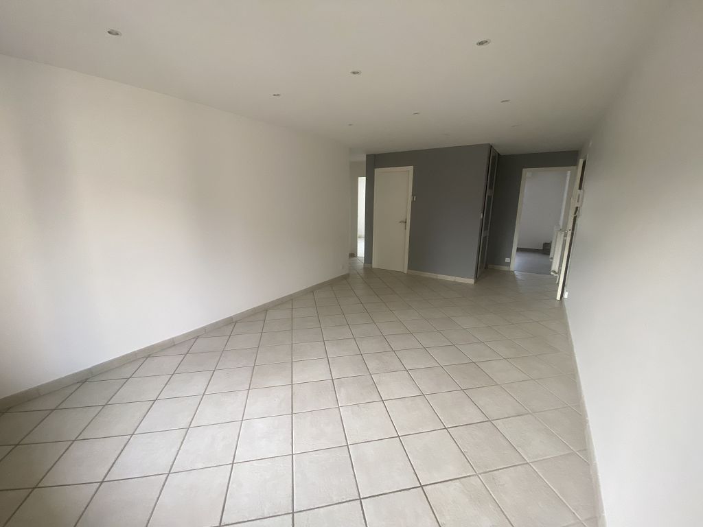 Appartement F3 SAINT GENEST LERPT (42530) ROCHETTE IMMOBILIER