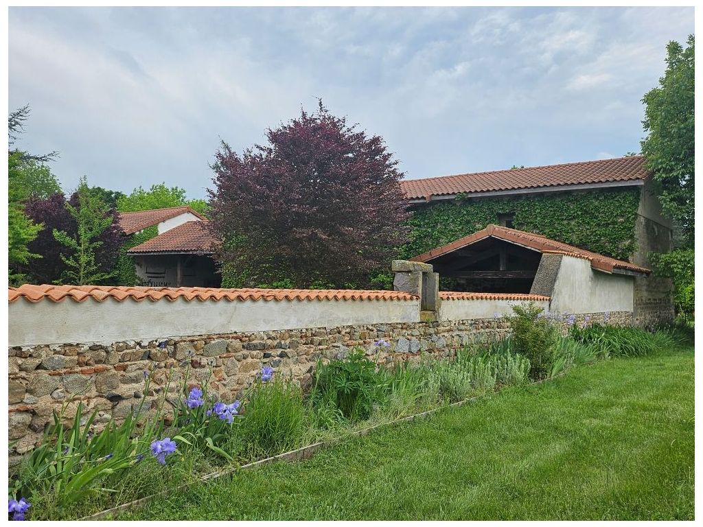 Corps de ferme MONTROND LES BAINS (42210) ROCHETTE IMMOBILIER