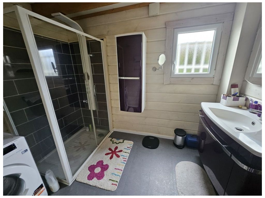 Chalet  MONTROND LES BAINS (42210) ROCHETTE IMMOBILIER