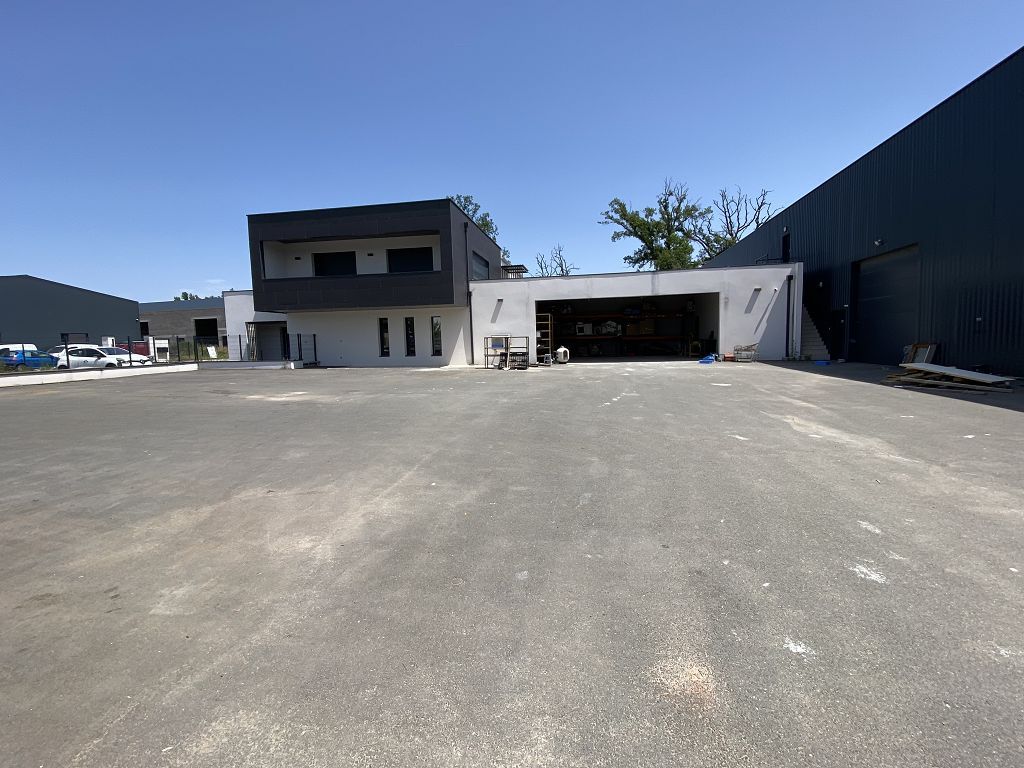 Bail commercial CIVENS (42110) ROCHETTE IMMOBILIER