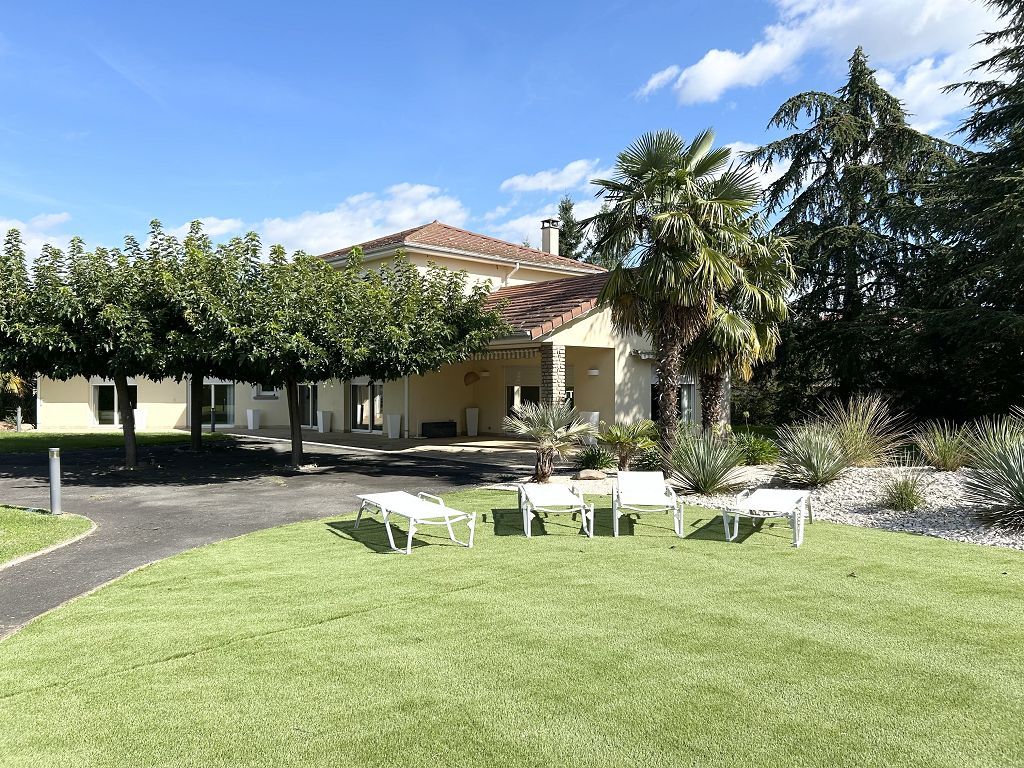 Maison d'architecte MONTROND LES BAINS (42210) ROCHETTE IMMOBILIER