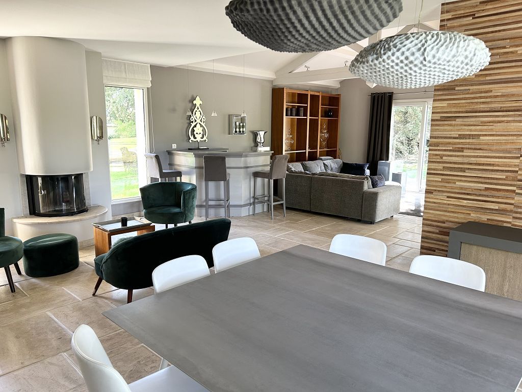 Maison d'architecte MONTROND LES BAINS (42210) ROCHETTE IMMOBILIER