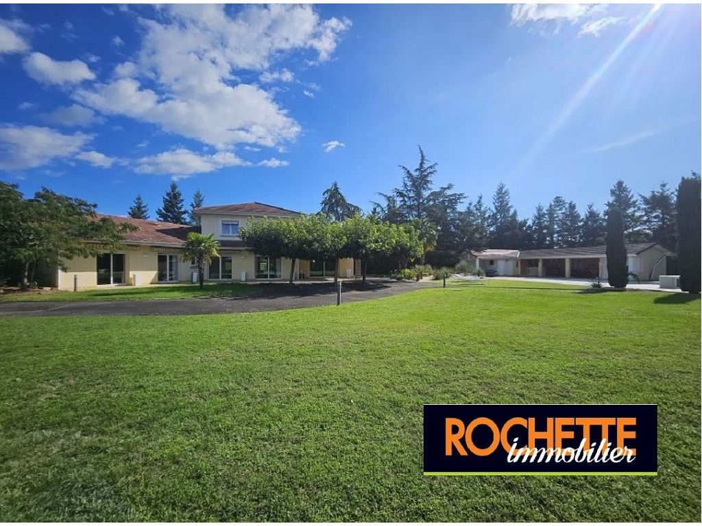 Maison d'architecte MONTROND LES BAINS (42210) ROCHETTE IMMOBILIER