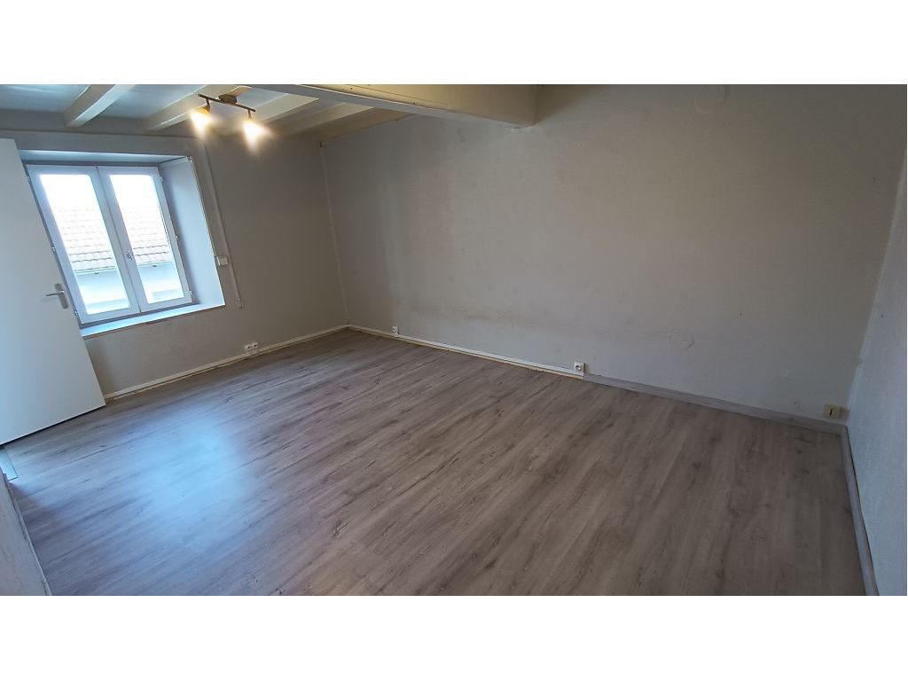 Maison de bourg ESSERTINES EN DONZY (42360) ROCHETTE IMMOBILIER