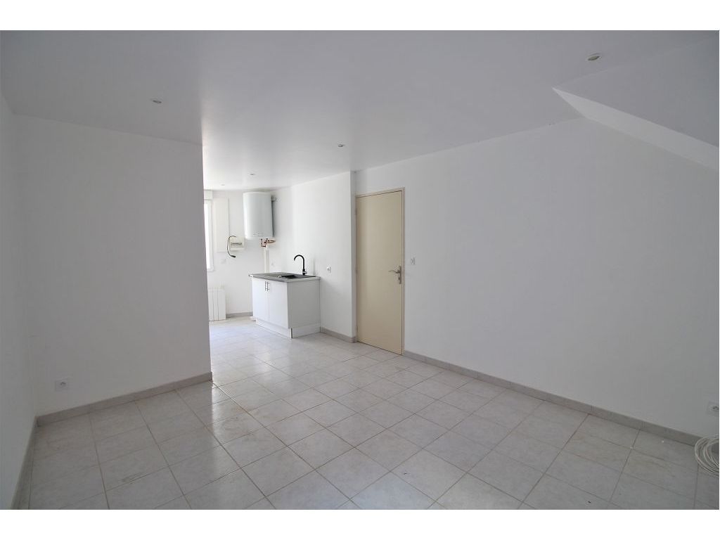 Immeuble BOEN SUR LIGNON (42130) ROCHETTE IMMOBILIER