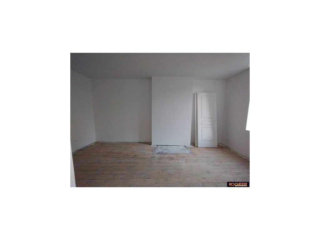 Immeuble BOEN SUR LIGNON (42130) ROCHETTE IMMOBILIER