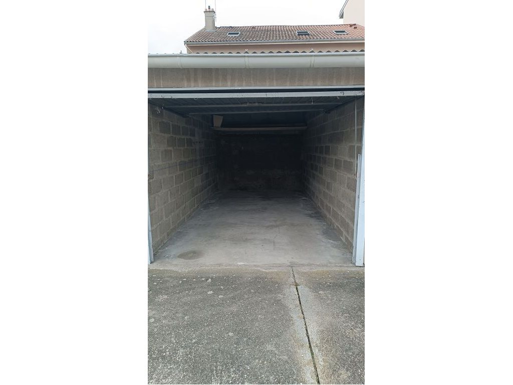 Garage MONTROND LES BAINS (42210) ROCHETTE IMMOBILIER