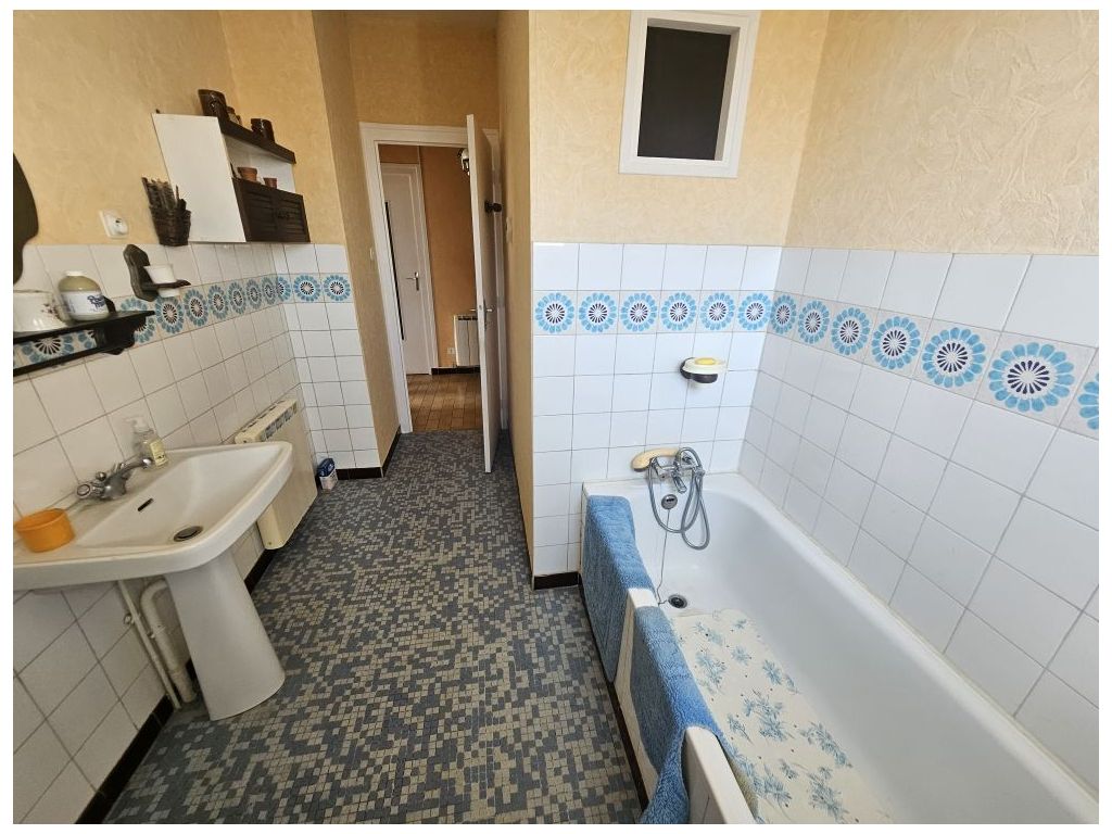 Maison traditionnelle MONTROND LES BAINS (42210) ROCHETTE IMMOBILIER