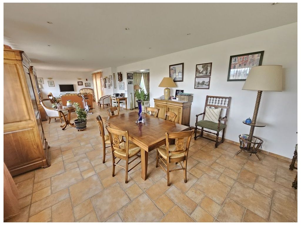 Maison CHALAIN LE COMTAL (42600) ROCHETTE IMMOBILIER