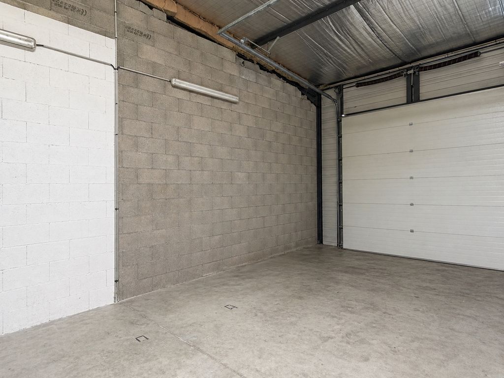Local commercial VEAUCHE (42340) ROCHETTE IMMOBILIER