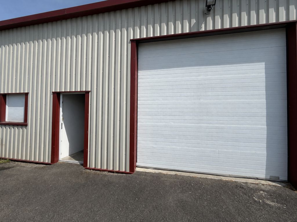 Local commercial VEAUCHE (42340) ROCHETTE IMMOBILIER