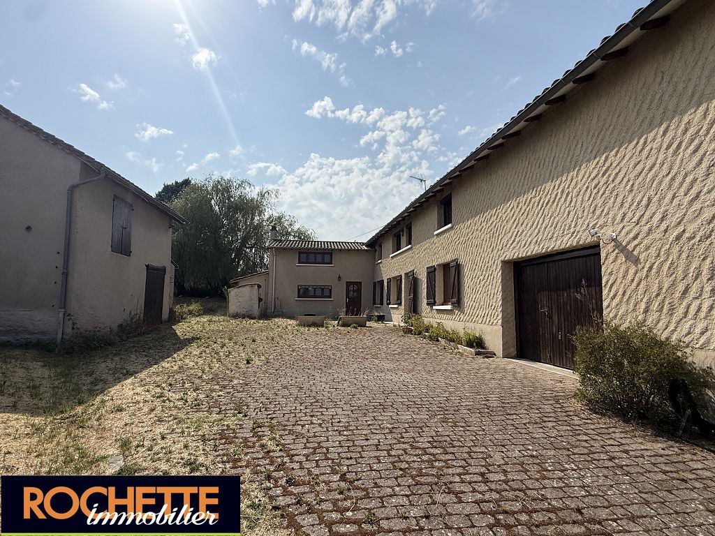 Corps de ferme NERVIEUX (42510) ROCHETTE IMMOBILIER