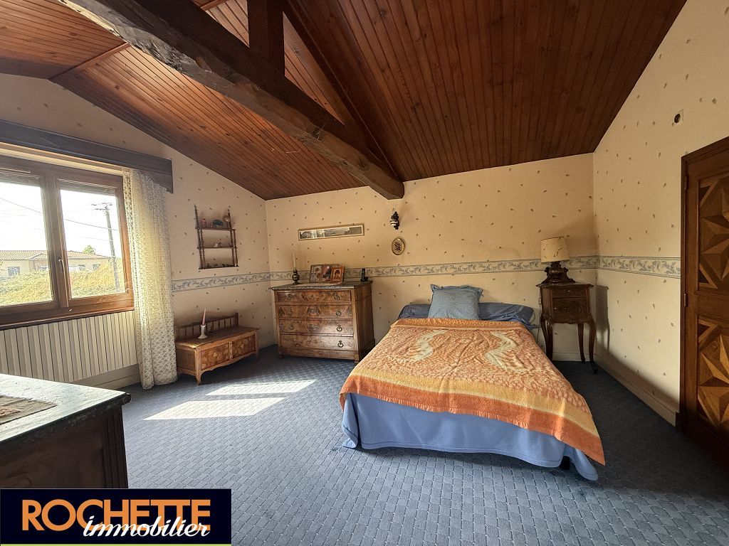 Corps de ferme NERVIEUX (42510) ROCHETTE IMMOBILIER