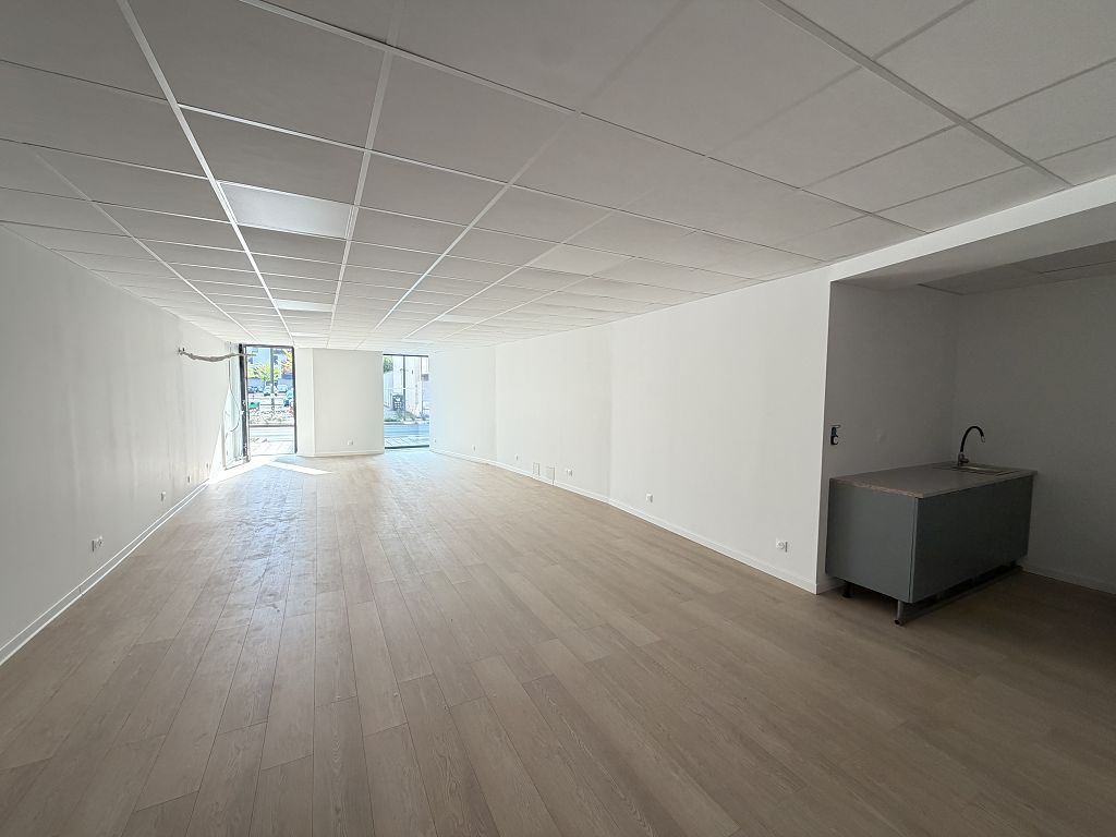 Local commercial MONTROND LES BAINS (42210) ROCHETTE IMMOBILIER