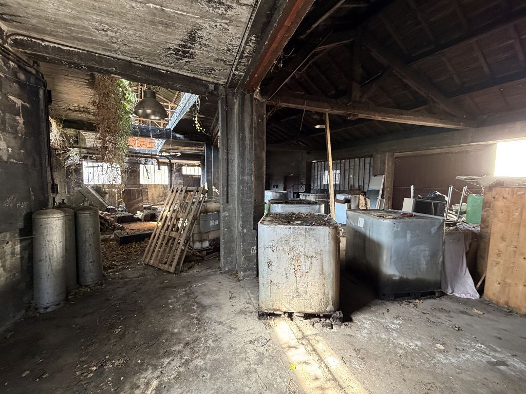 Local commercial LEIGNEUX (42130) ROCHETTE IMMOBILIER