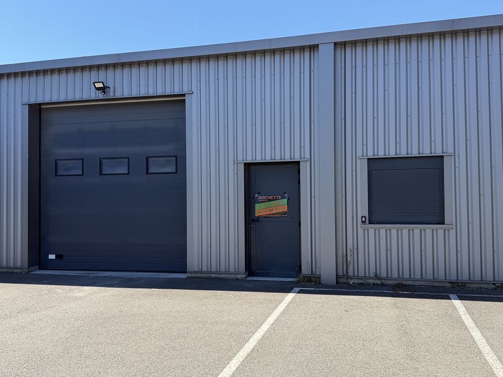 Local professionnel ANDREZIEUX BOUTHEON (42160) ROCHETTE IMMOBILIER
