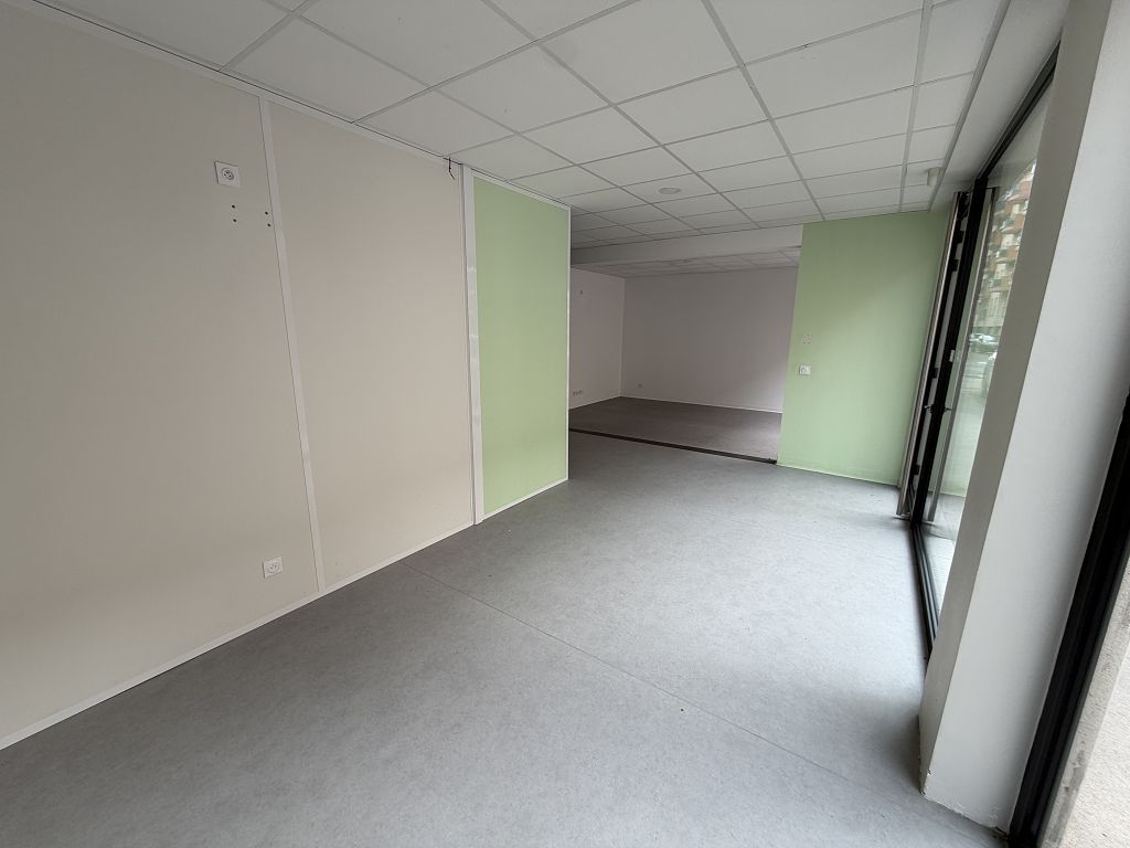 Local commercial FEURS (42110) ROCHETTE IMMOBILIER